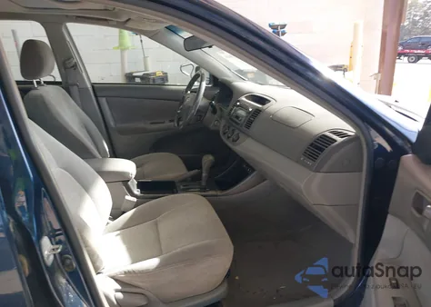 2002 Toyota Camry Le из США, поврежденный, VIN JTDBE32K720116986